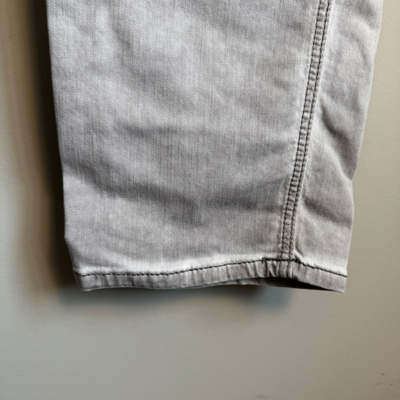 Silver Jeans Men's Denim EDDIE Brushed Gray Straight Jeans Tag: 38/32 **Flaw** - Picture 2 of 16